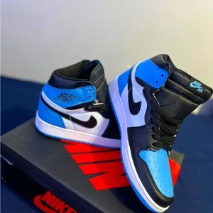 Jordan 1 Retro High OG
UNC Toe